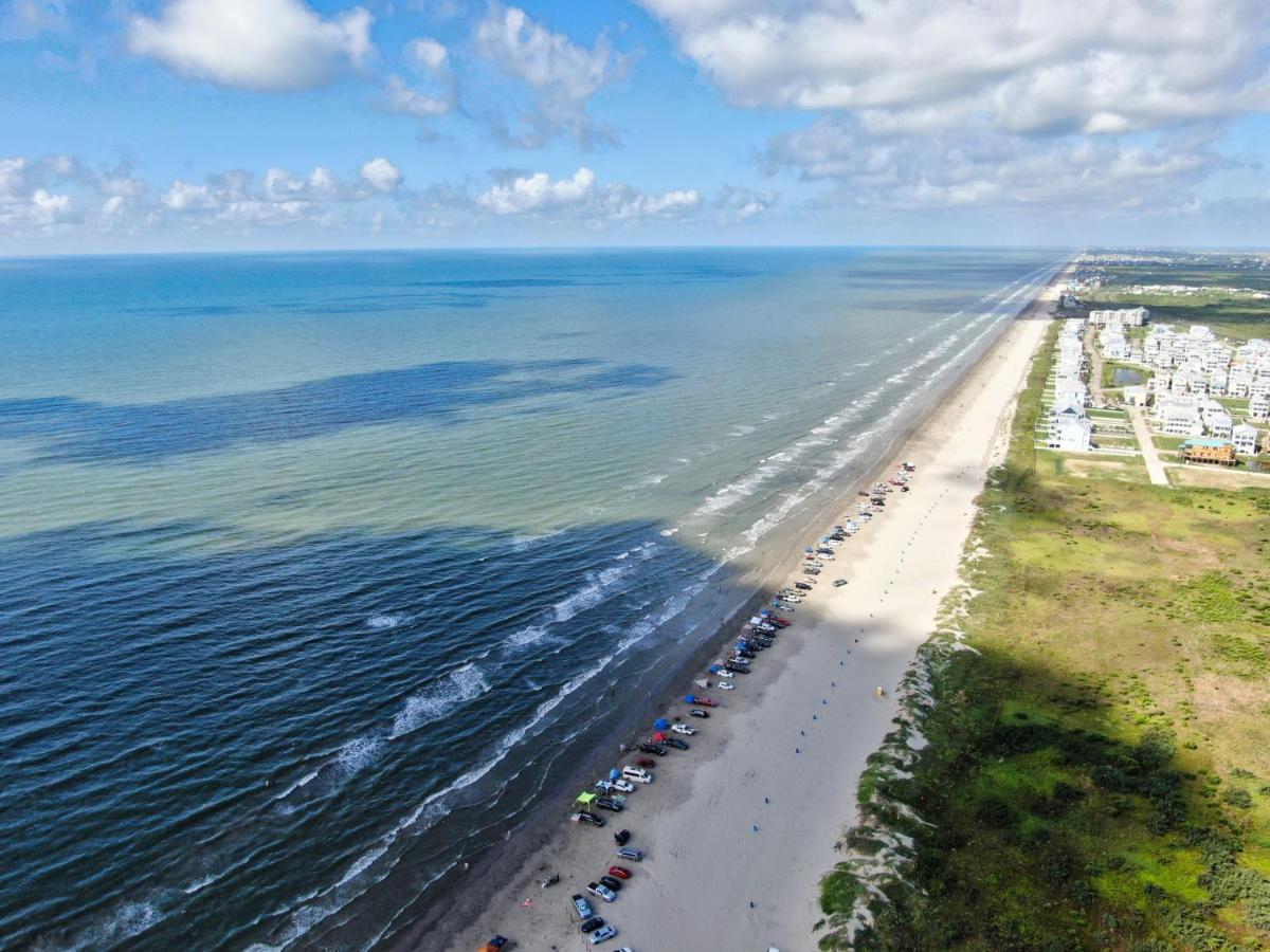 Yellow Beach Haven, Decks, Views, Mere Steps To Sand Galveston Exterior photo