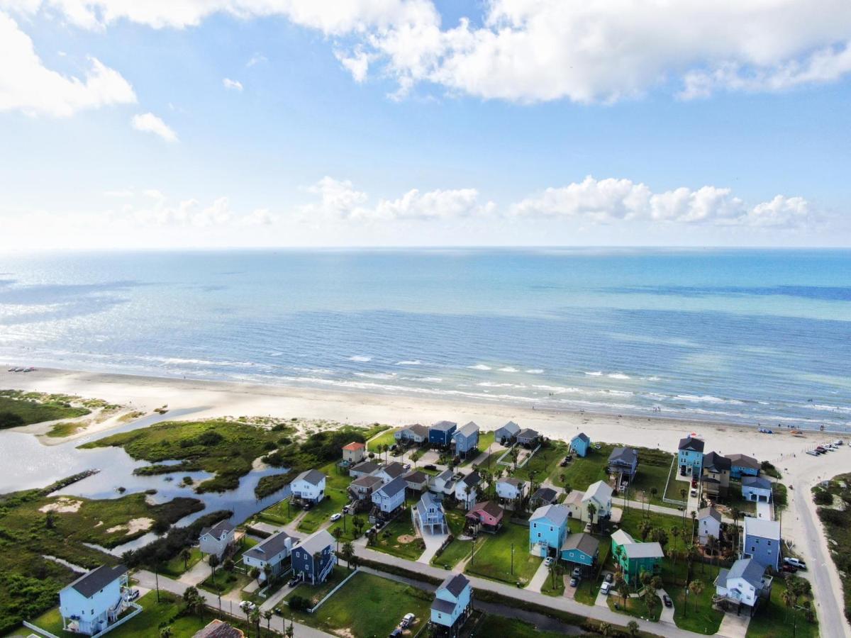 Yellow Beach Haven, Decks, Views, Mere Steps To Sand Galveston Exterior photo